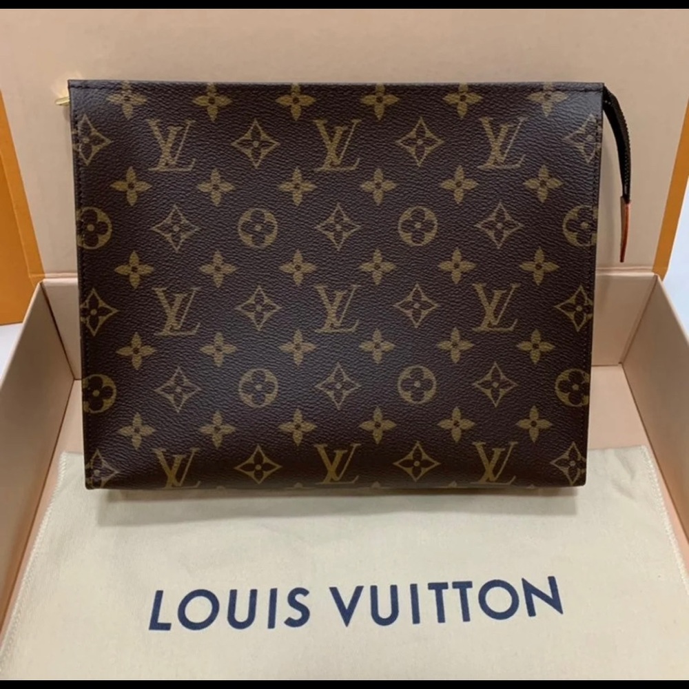 2021 NWT Louis Vuitton Toiletry 26 Monogram Canvas